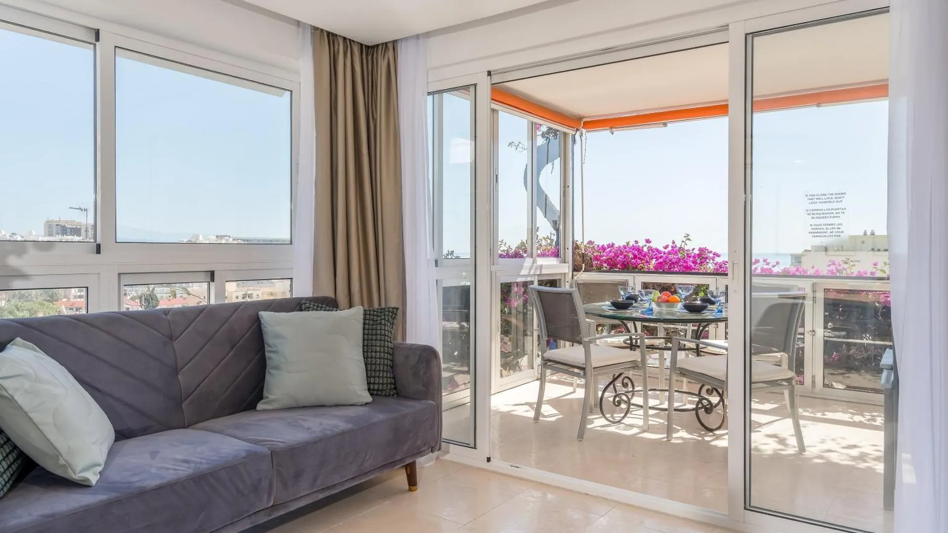 토레몰리노스 Perfect Terrace, Amazing Views, Great Location 아파트 0*,  스페인